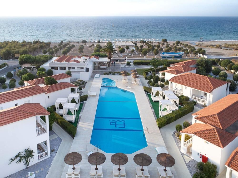 Fito Aqua Bleu Resort Питагорио Екстериор снимка
