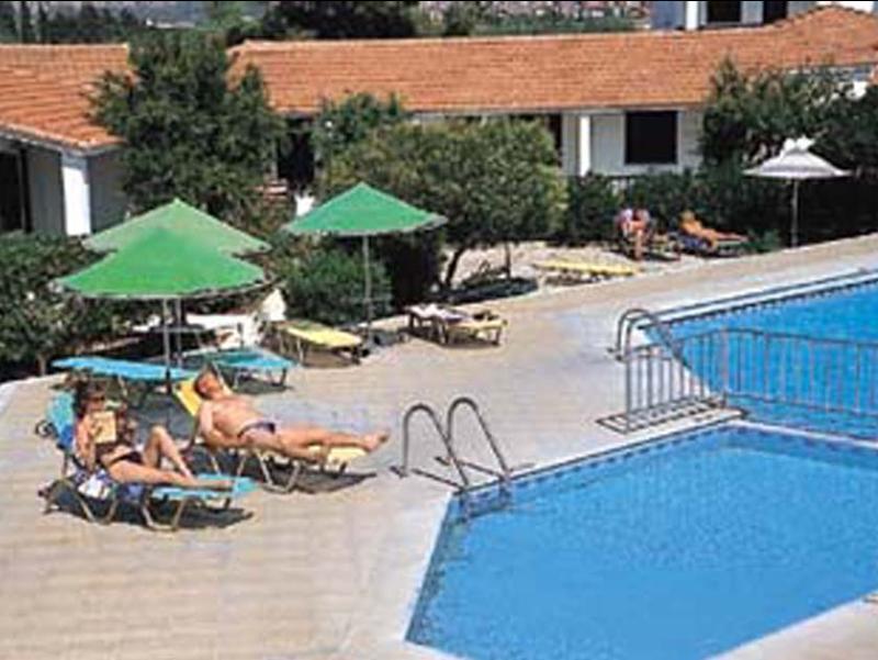 Fito Aqua Bleu Resort Питагорио Екстериор снимка