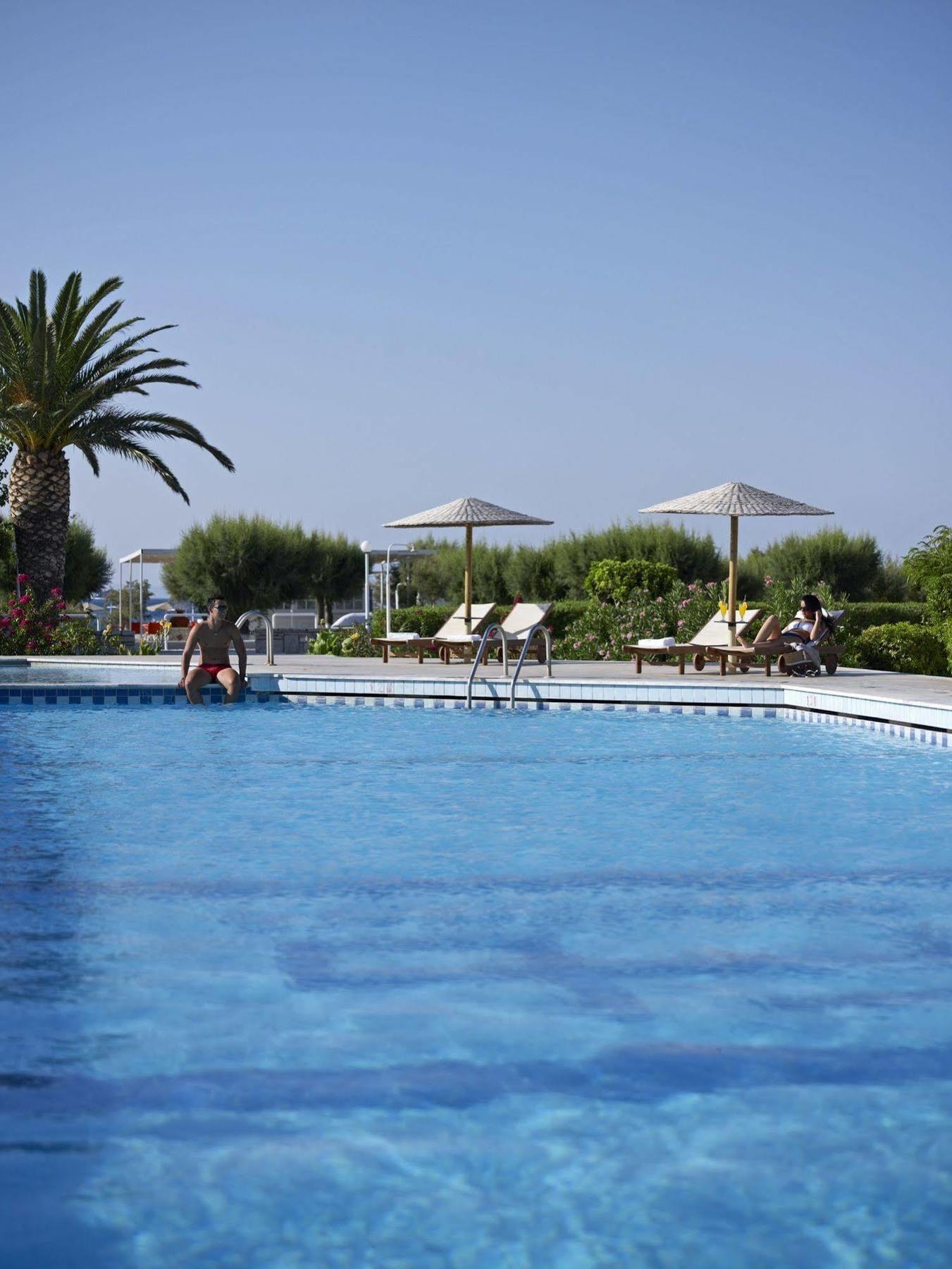 Fito Aqua Bleu Resort Питагорио Екстериор снимка