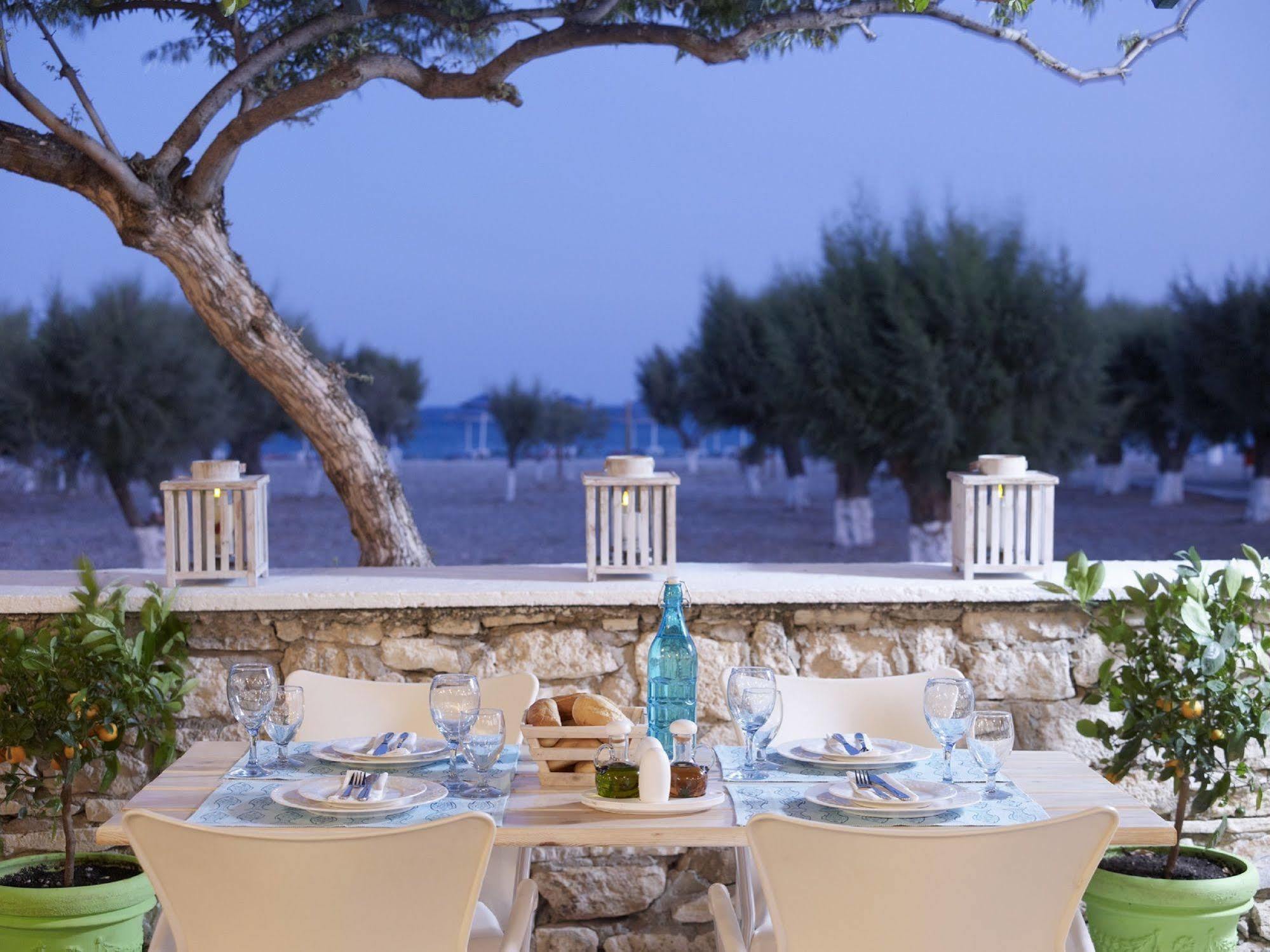 Fito Aqua Bleu Resort Питагорио Екстериор снимка