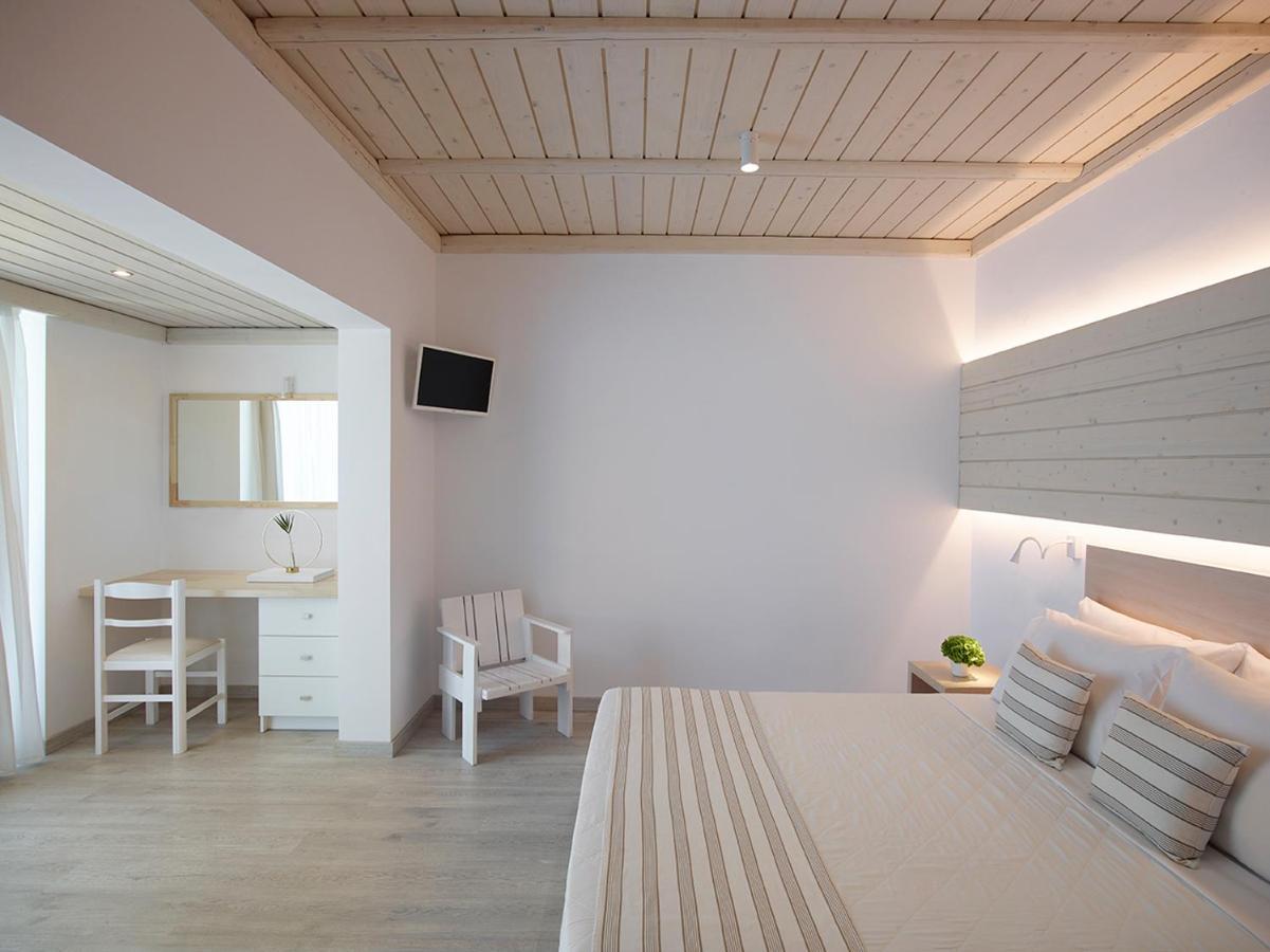 Fito Aqua Bleu Resort Питагорио Екстериор снимка